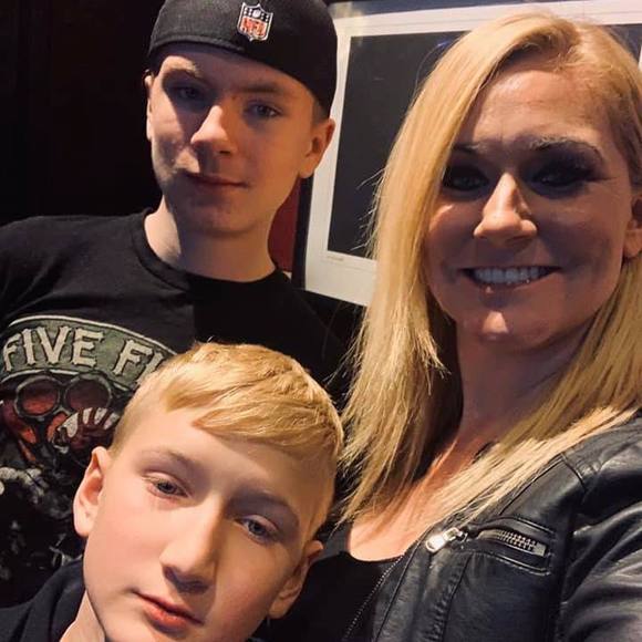 Meet your Posher, Carrie - Picture 1 of 1